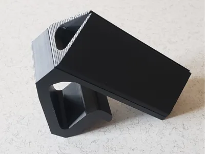 Clip on table divider 1\2 in table top