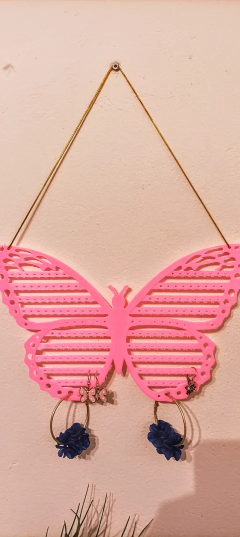 Butterfly shaped earring hanger view 3
