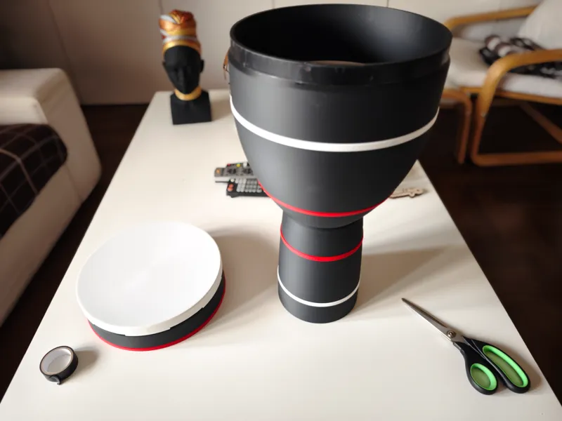 Djembe with interchangeable skin