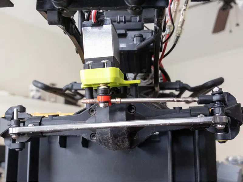 Lab 808 Longitudinal Servo bracket for Axial SCX10