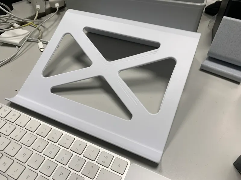 Laptop / Tablet Stand
