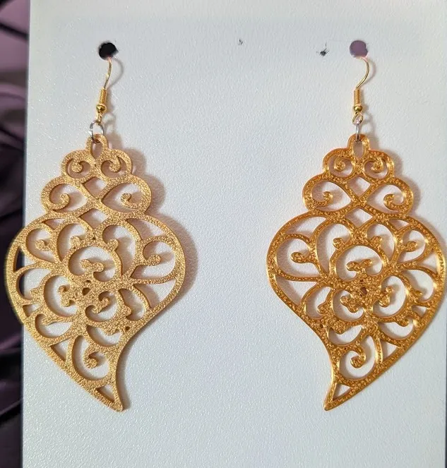 Filigree-Inspired Earrings (Coração de Viana) view 2