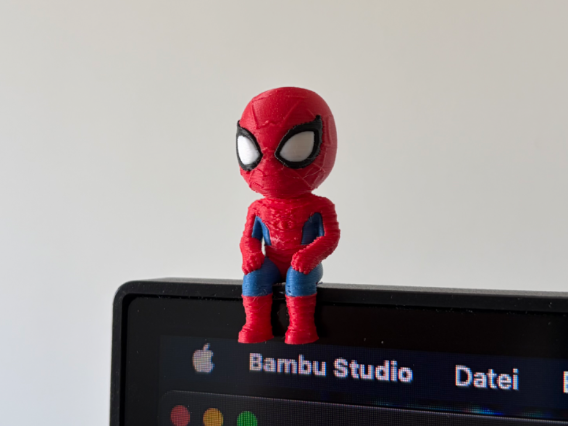Mini Spiderman – Sitting on Monitor or Shelf