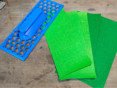 sandpaper cutter