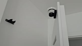 Snap Door Holder