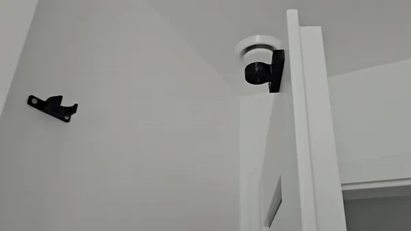 Attrape-porte anti-claquement
