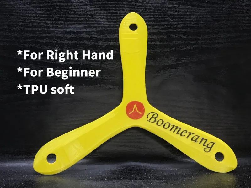 Three-leaf boomerang for right-handed beginners