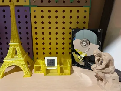 wall-mounted pegboard and its accessories