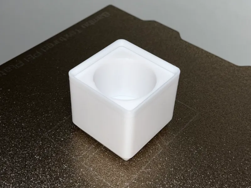 Gridfinity 100ml/32mm vape bottle holder