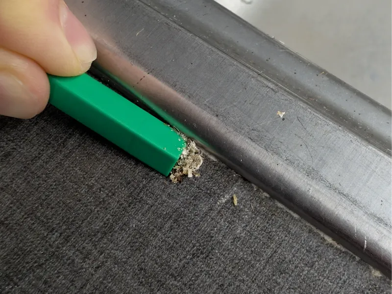 Kitchen Gap Scraper