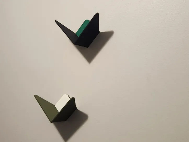 Butterfly hook