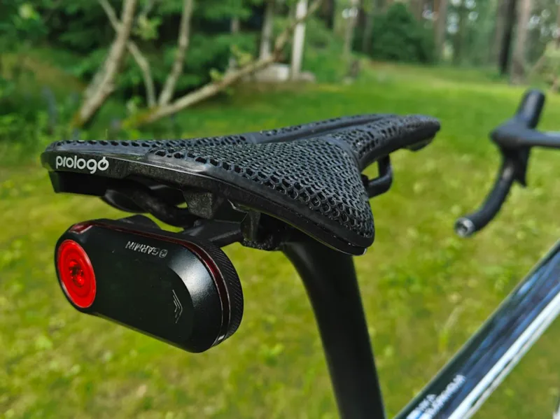 Garmin Varia  saddle rail mount, Horizontal