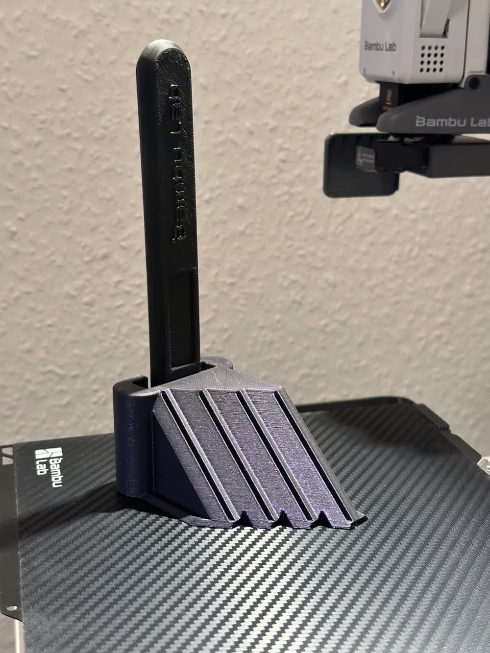 Compact Build Plate Holder with Scraper Stand Remixed by nullpointer ...