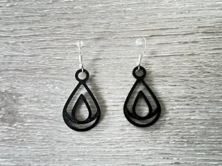 Boucle d'oreille goutte d'eau / Water drop earring