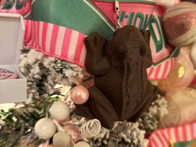 Chocolate Frog Ornament - Wizarding World