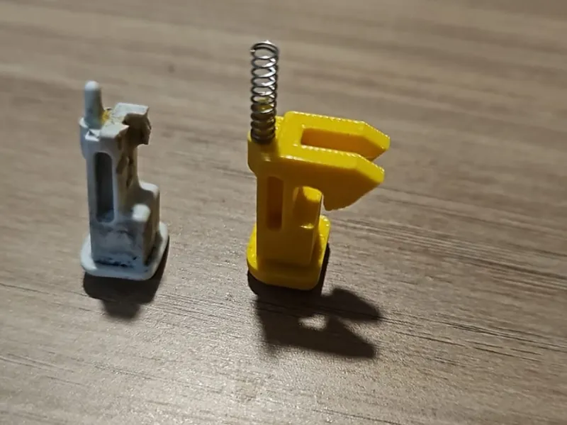 Manitou Fork Lock Button - Botão da trava do garfo