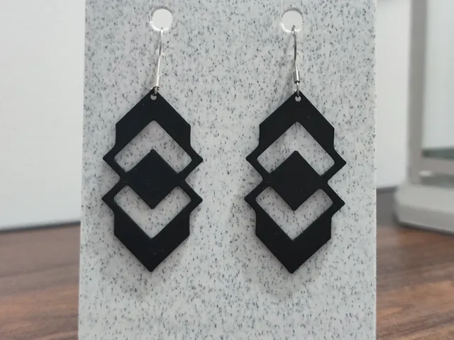Aretes Eslabón Prisma