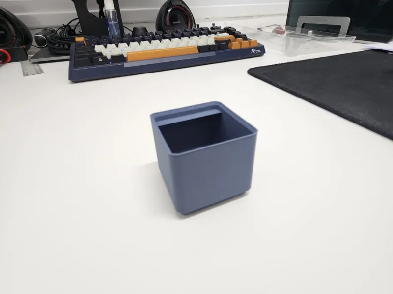 Gridfinity Bins Four Sizes w/Slope & Label Options