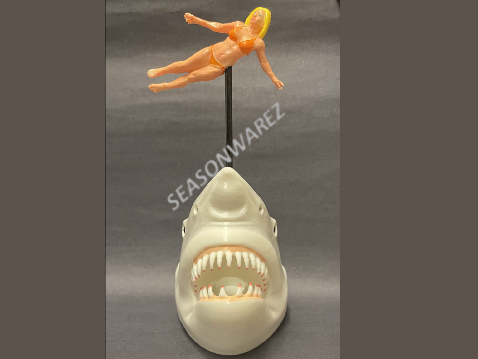 Jaws Movie Figure/Pen Holder -Shark & Swimmer Girl
