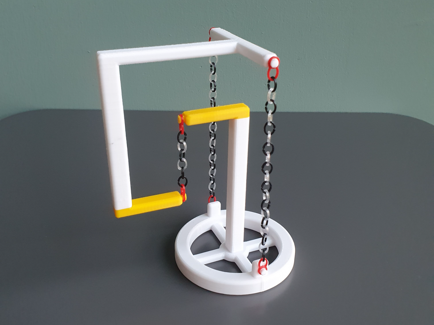 Tensegrity Structure with 3 Chains