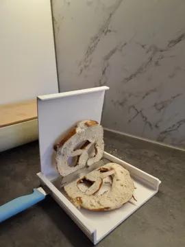 Accesorio de taller: Brezen Schneider | Pretzel Cutter — vista de referencia 3