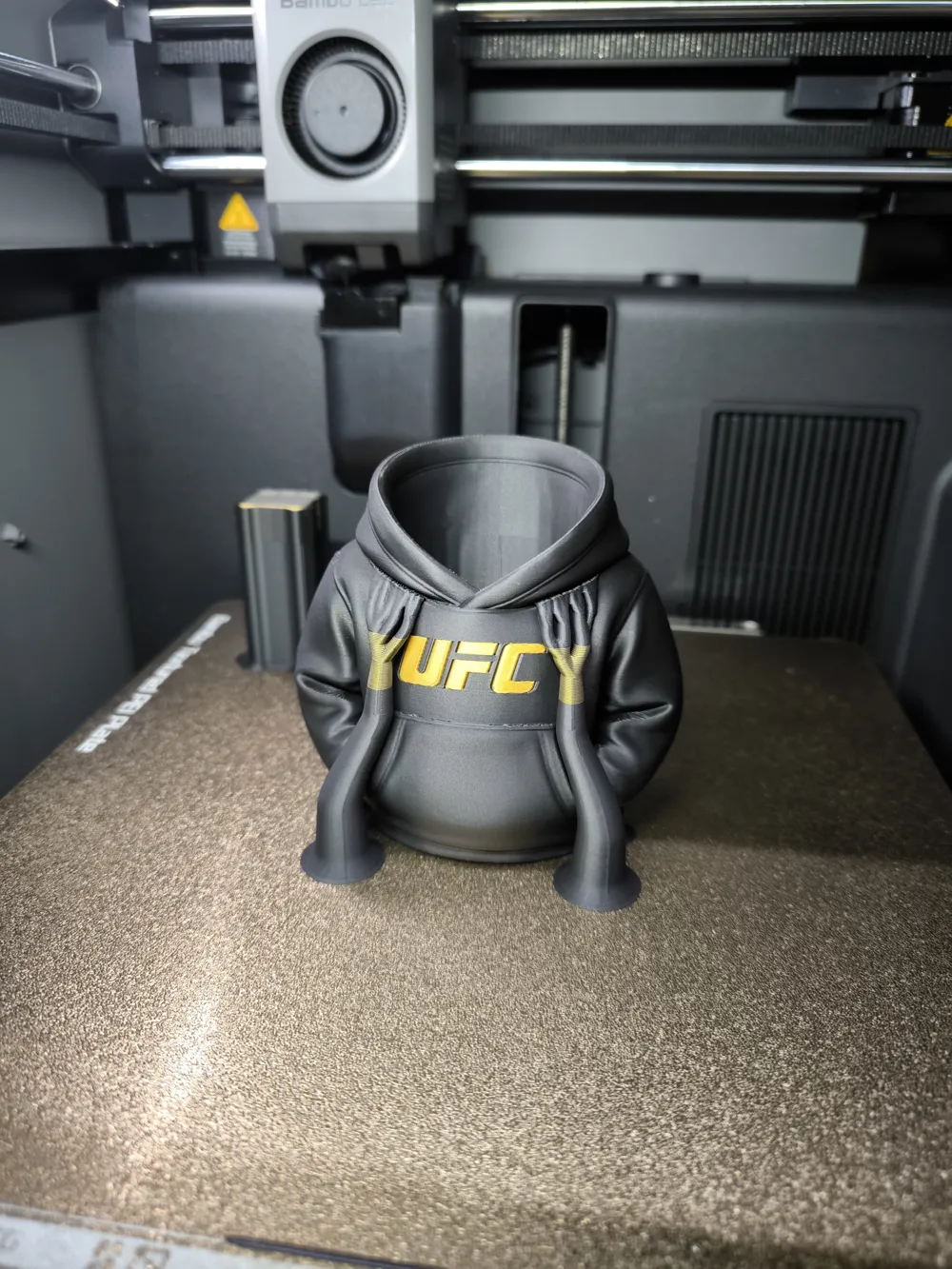 Thingiverse Pen Rack UFC Hoodie Organizer / Pen Holder - Free 3D Print Model - MakerWorld