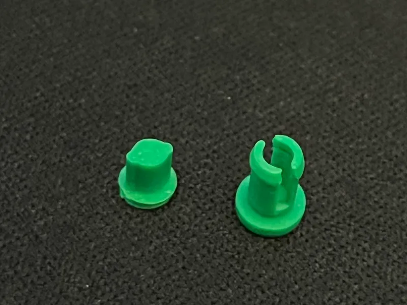 Screw replacement (push-in pin with lock)