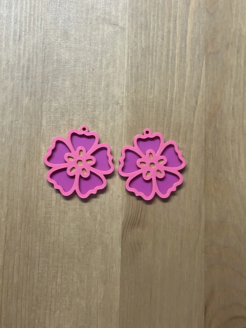 flower earrings view 2