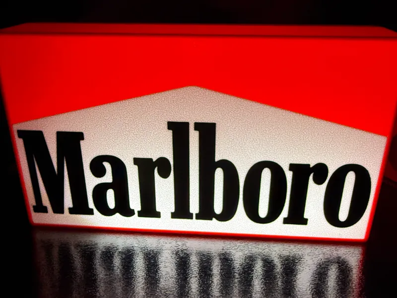 Marlboro Lightbox Deco Model