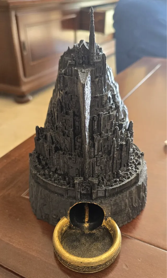 Minas Tirith torre lancia dadi