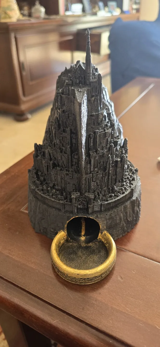 Minas Tirith torre lancia dadi view 3