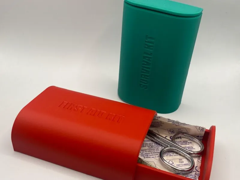 FIRSTAID/SURVIVAL KIT Case