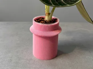 On the grid Vase