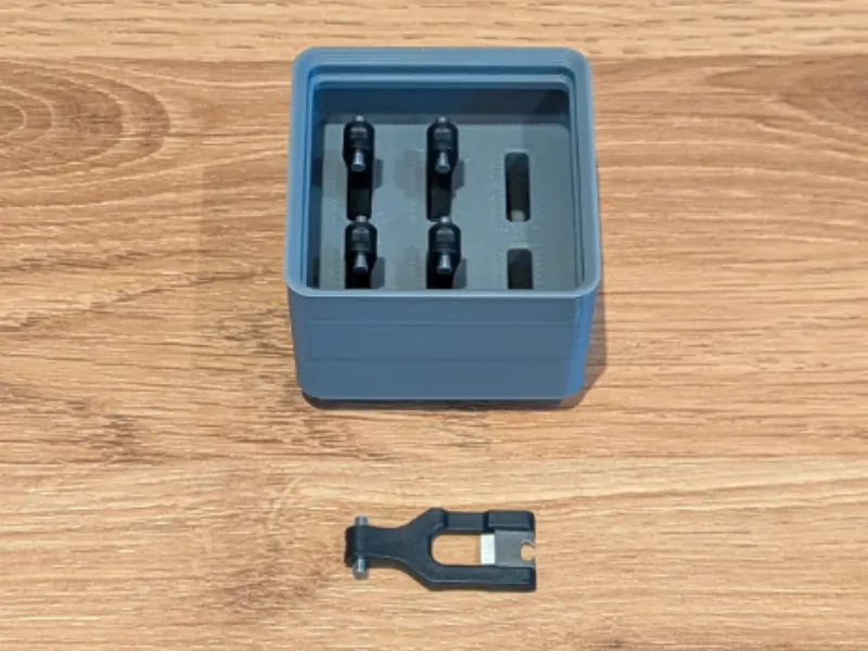 H2D 6x Filament cutter gridfinity storage
