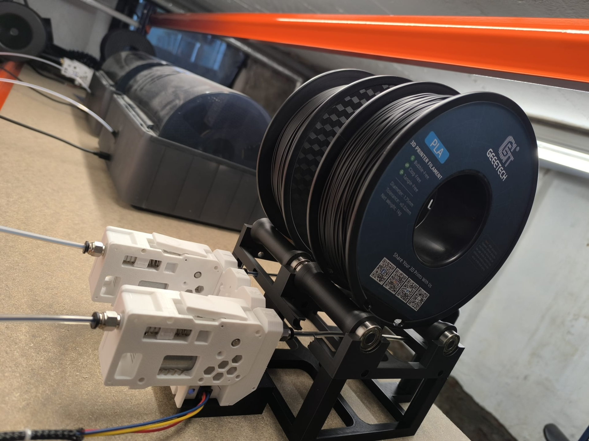 BMCU Dual Spool Feeder