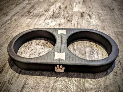 Paper Plate Pet Bowl and Riser