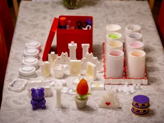 Valentine’s Day Candle-Making Set