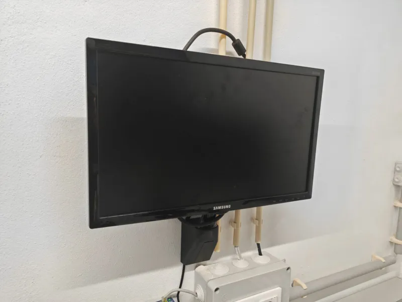 Samgung Monitor Wall Support
