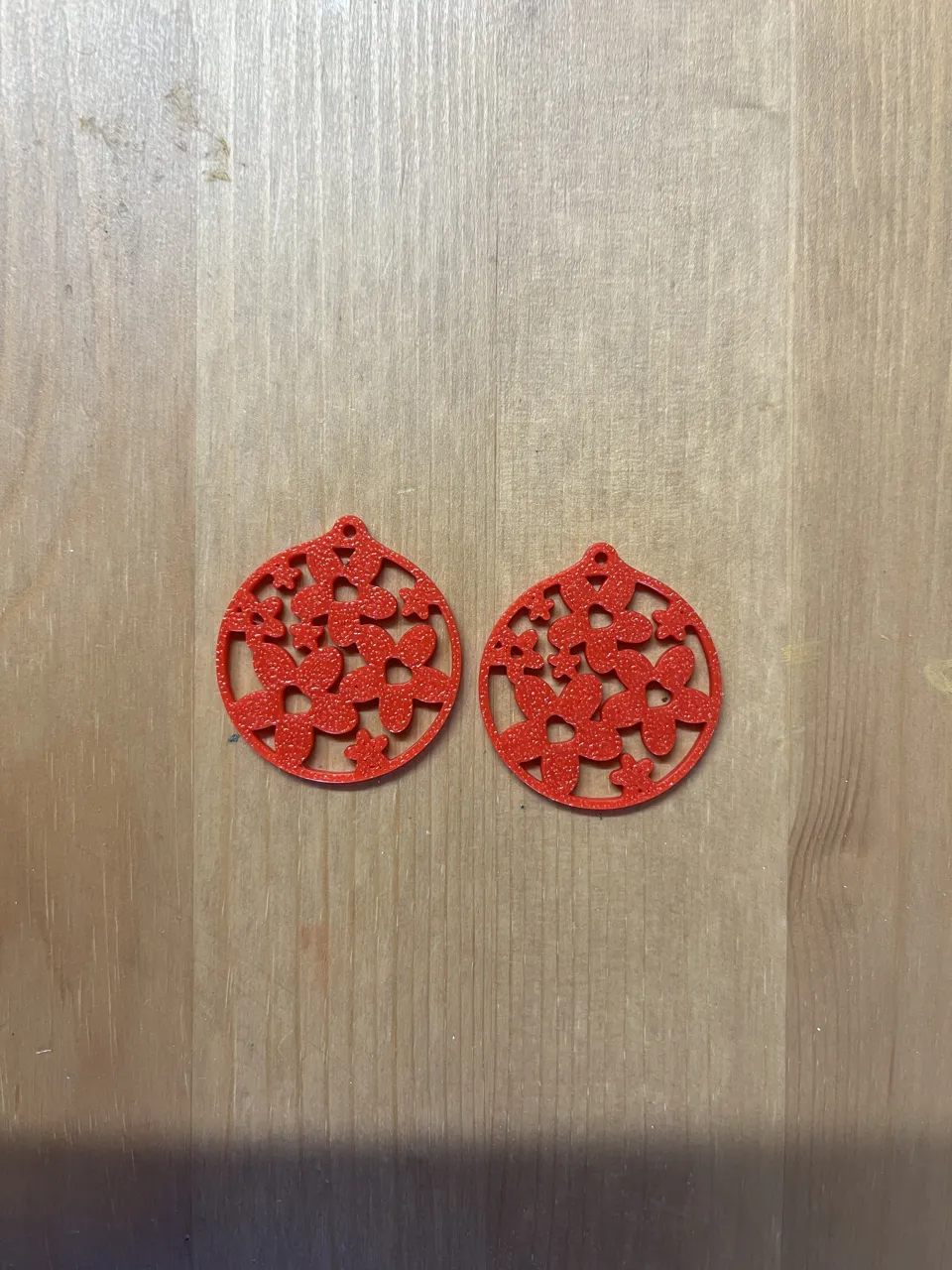 flower earrings view 2