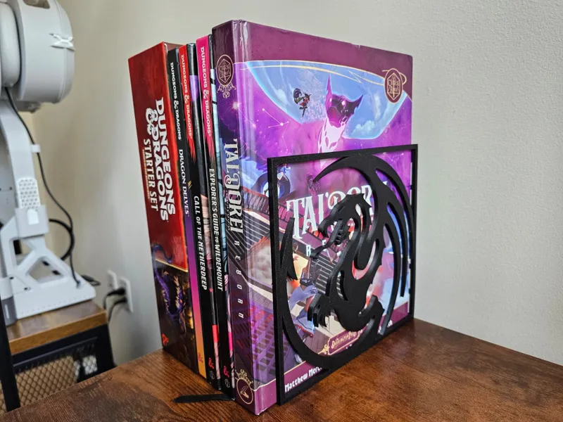 Dragon bookend