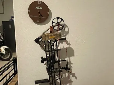 Wall Bow Holder