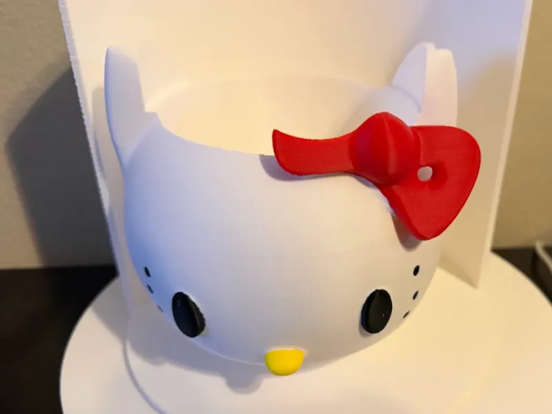 Hello Kitty Pint Ice Cream Holder