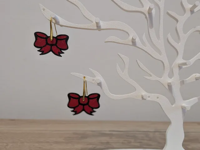 Bow earrings