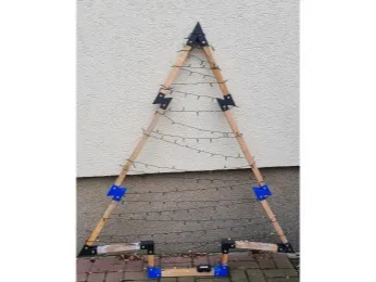 Dachlatten-Tannebaum
