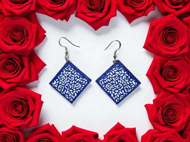 Roses in square earrings