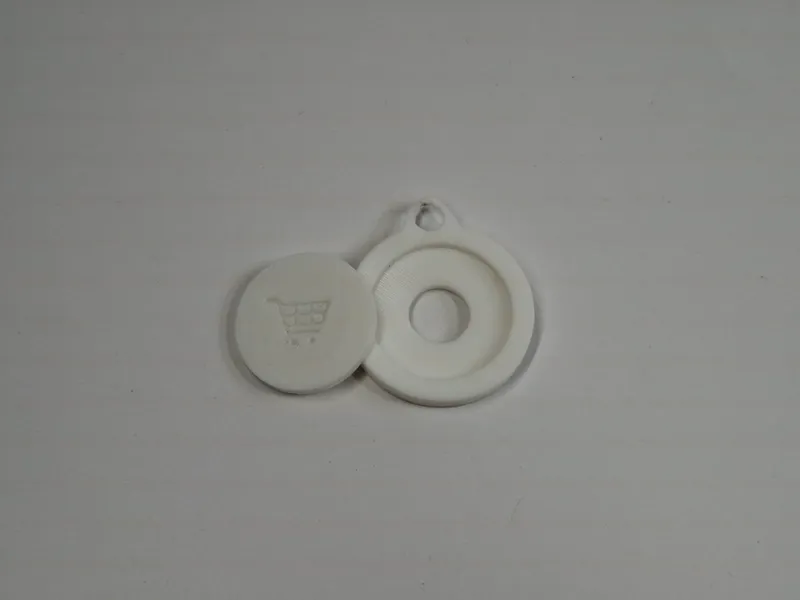 Shopping cart token with keychain holder