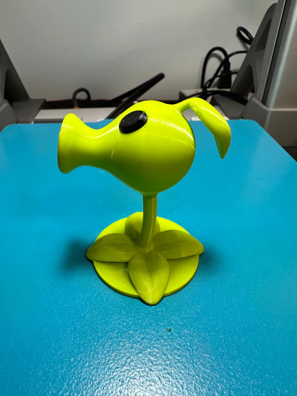 Plants vs Zombies Pea Shooter by TGDK MakerWorld: Download Free 3D Models