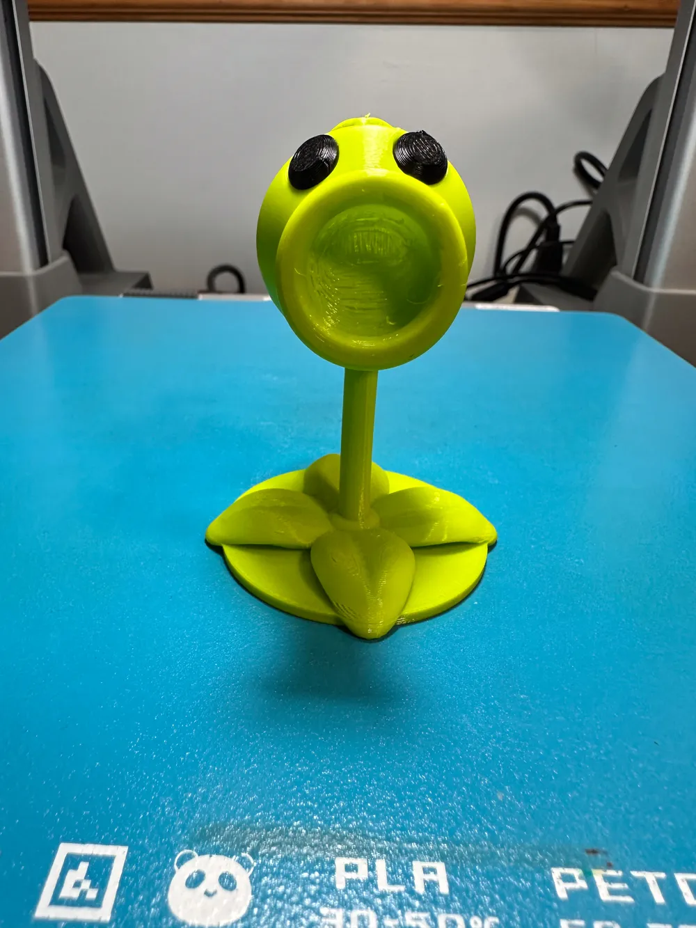 Plants vs Zombies Pea Shooter by TGDK MakerWorld: Download Free 3D Models