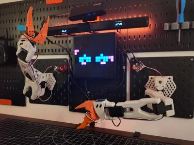 Qubit, The Desk Robot 