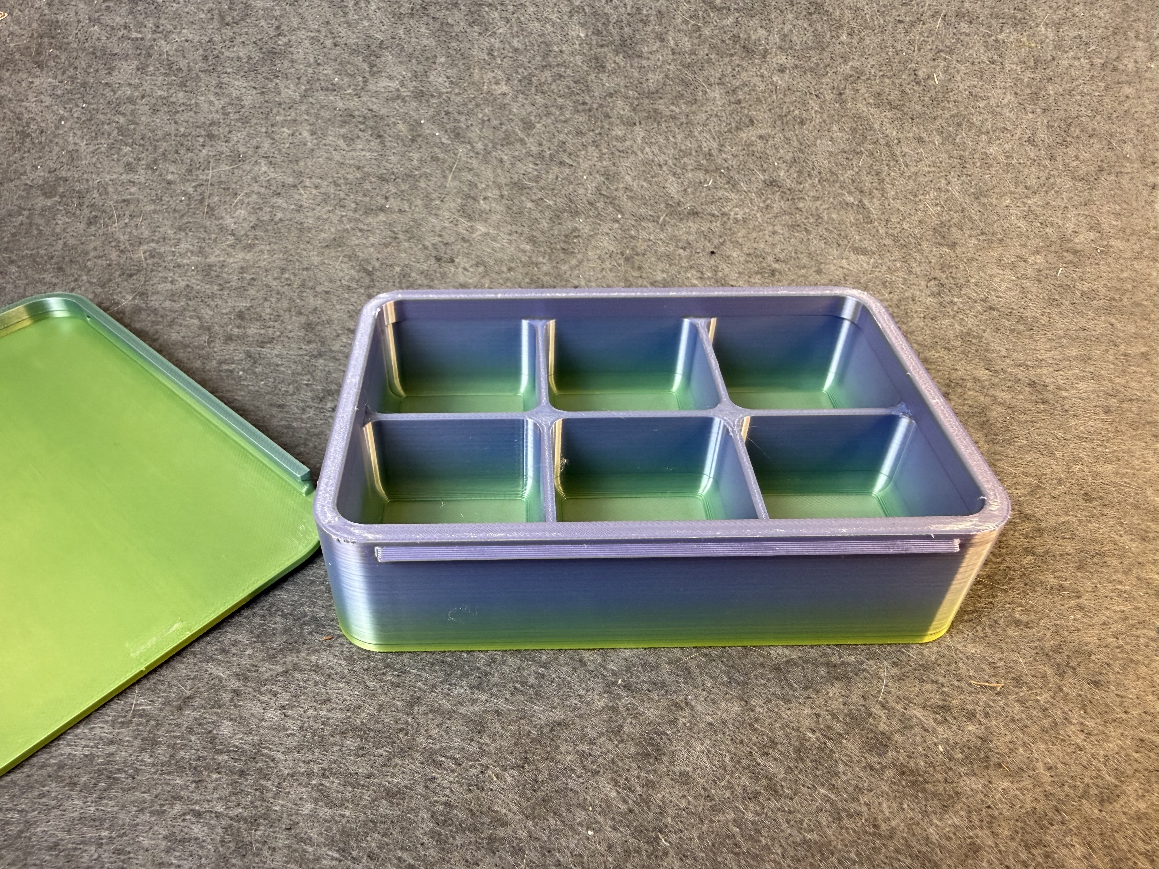 Miniatura 1 do modelo 3D Customizable Sliding Lid Box 